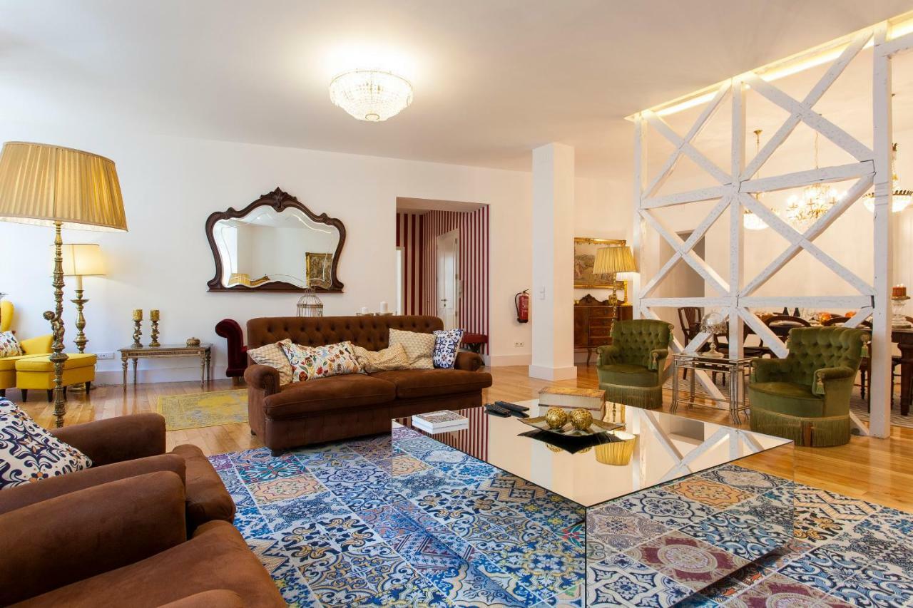 Chiado 4-Bedroom Flat Lisboa Екстериор снимка