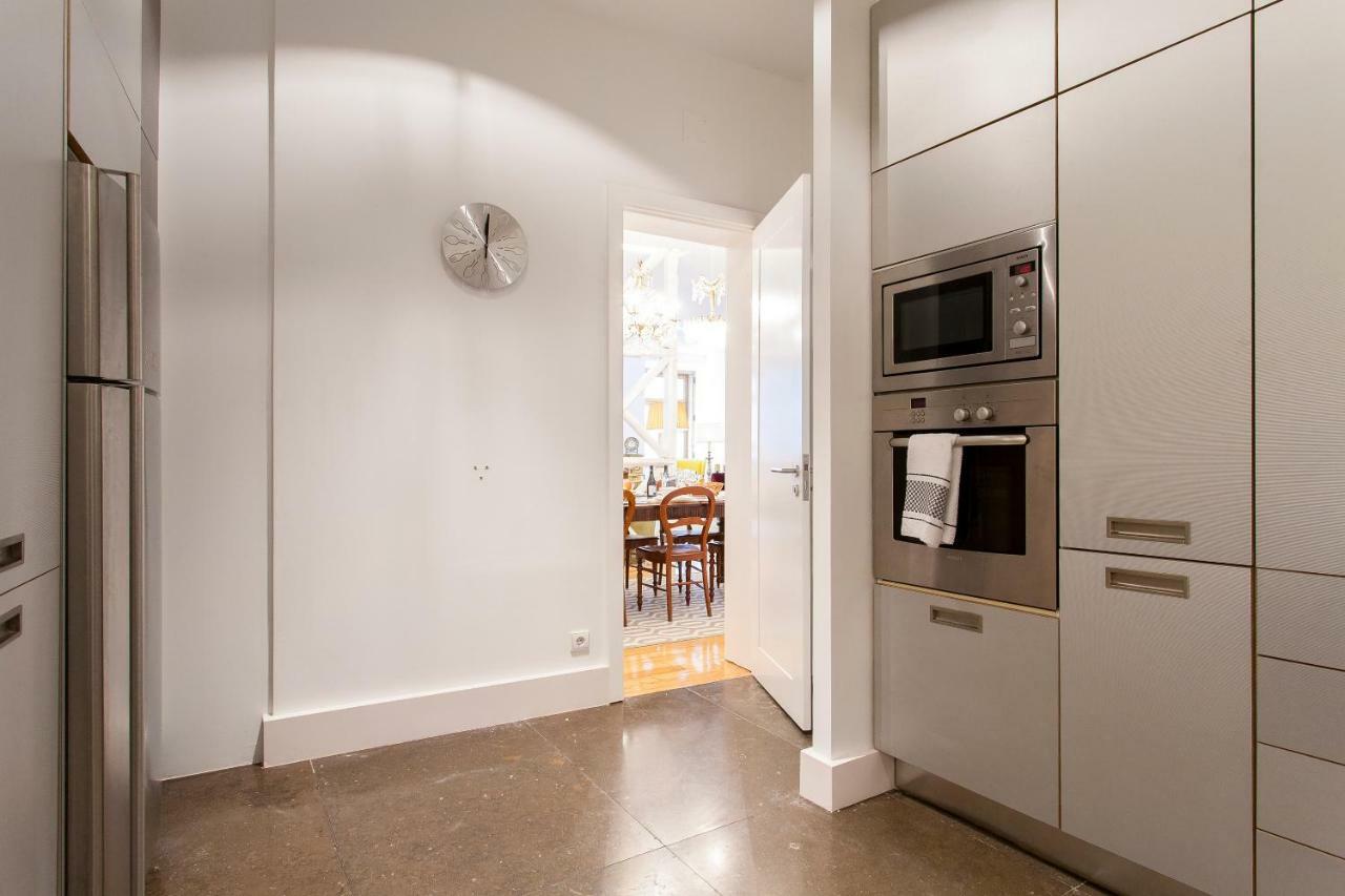 Chiado 4-Bedroom Flat Lisboa Екстериор снимка
